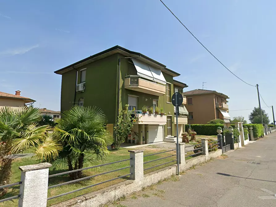 Immagine 5 di Appartamento in vendita  in Via G. Donizetti a Fara Olivana Con Sola