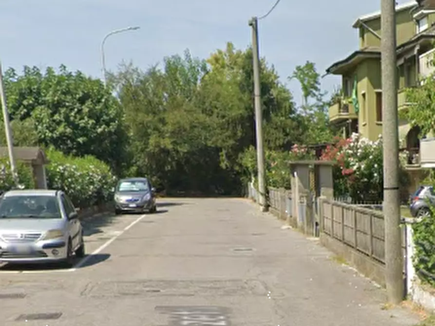 Immagine 14 di Appartamento in vendita  in Via G. Donizetti a Fara Olivana Con Sola