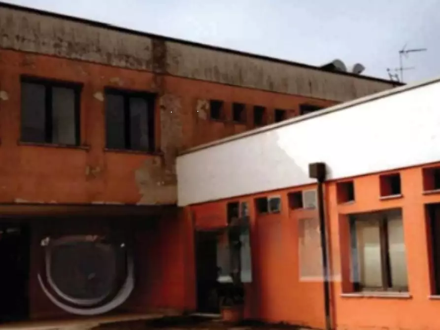 Immagine 6 di Negozio in vendita  in Via Primo Maggio a Anguillara Veneta