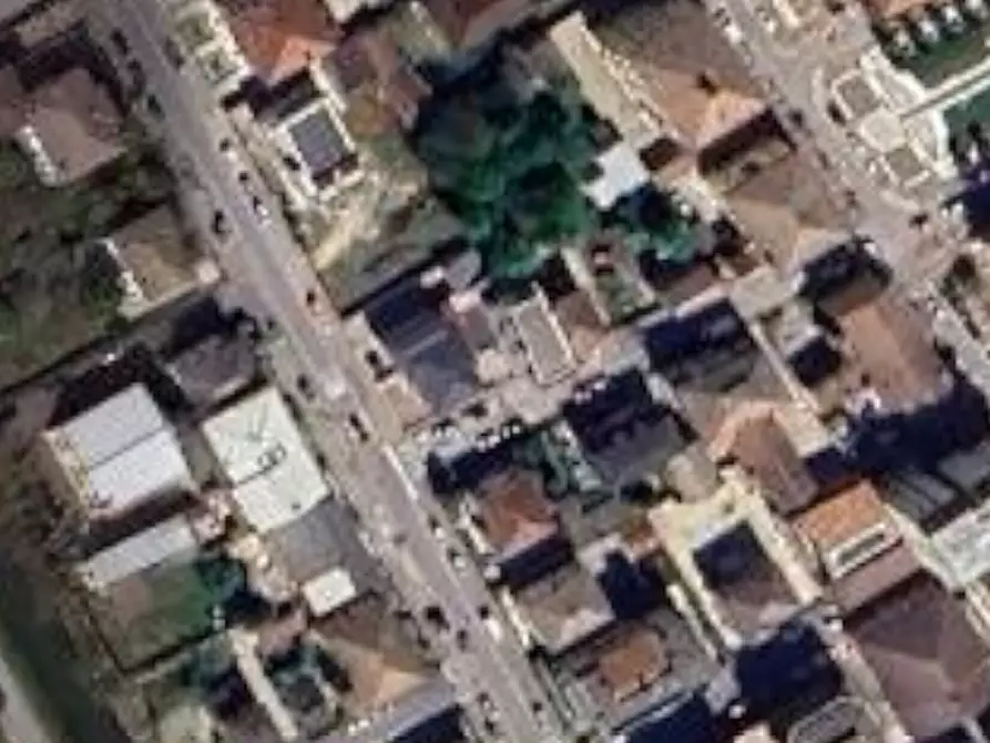 Immagine 5 di Negozio in vendita  in Via Paride da Cerea a Cerea