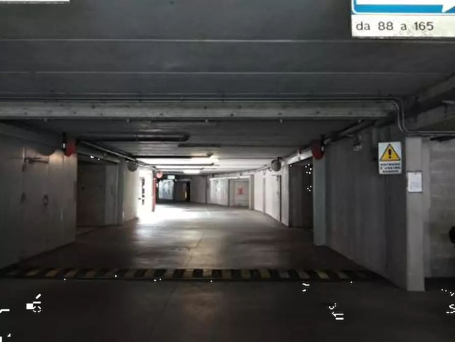 Immagine 3 di Posto auto in vendita  in Via Pancaldo a Verona