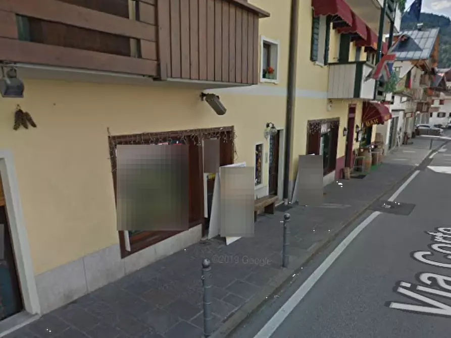 Immagine 4 di Negozio in vendita  in Via Corte a Auronzo Di Cadore