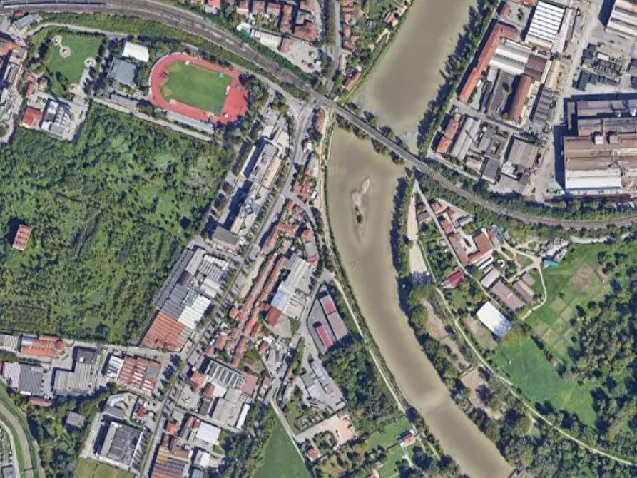 Immagine 4 di Posto auto in vendita  in Via Alberto Dominutti a Verona