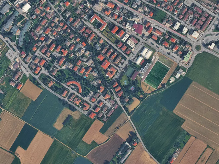 Immagine 2 di Garage in vendita  in Via Bravi a Terno D'isola