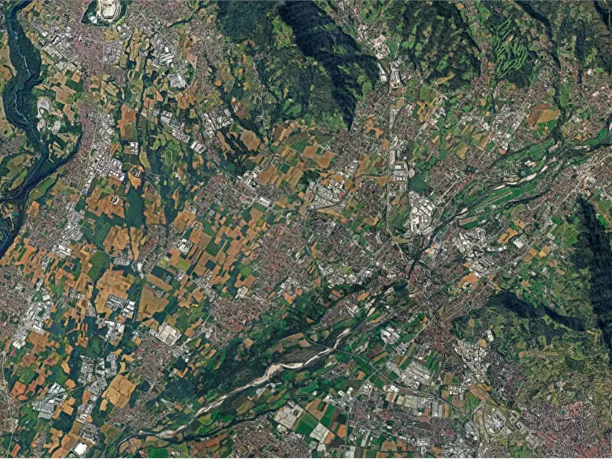 Immagine 5 di Garage in vendita  in Via Bravi a Terno D'isola