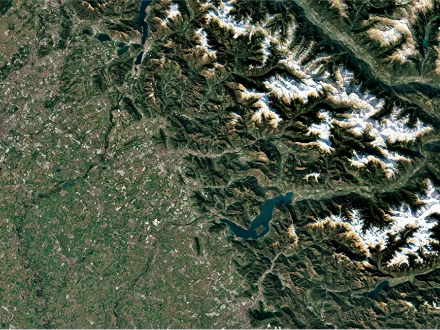 Immagine 7 di Garage in vendita  in Via Bravi a Terno D'isola