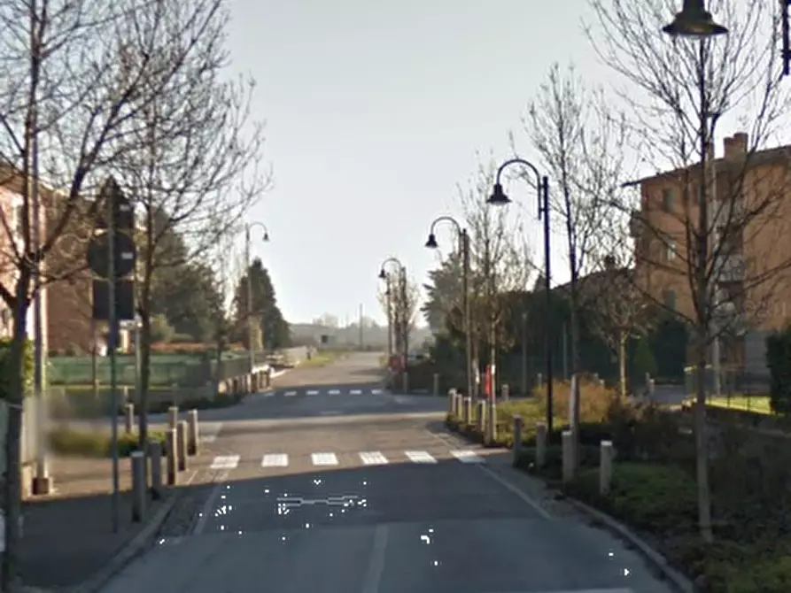 Immagine 9 di Garage in vendita  in Via Bravi a Terno D'isola