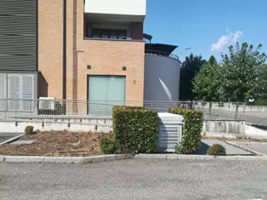 Immagine 5 di Appartamento in vendita  in Via Carlo Mauri  a Mariano Comense