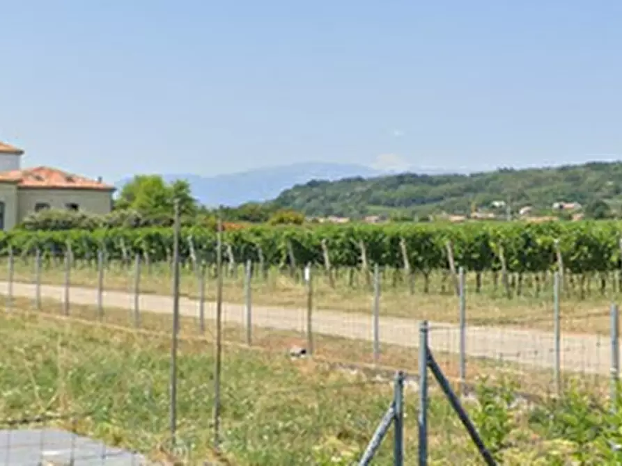 Immagine 4 di Appartamento in vendita  in VIa Spineda a Volpago Del Montello