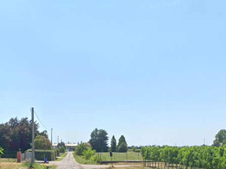 Immagine 15 di Appartamento in vendita  in VIa Spineda a Volpago Del Montello