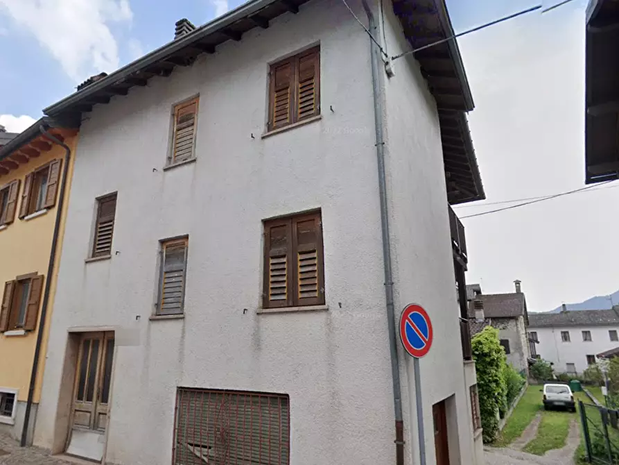 Immagine 10 di Appartamento in vendita  in Via Sorriva a Sovramonte