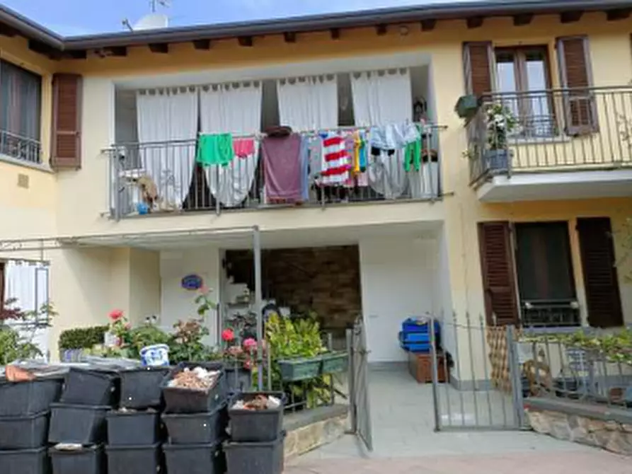 Immagine 1 di Appartamento in vendita  in Via Gaggi  a Cermenate