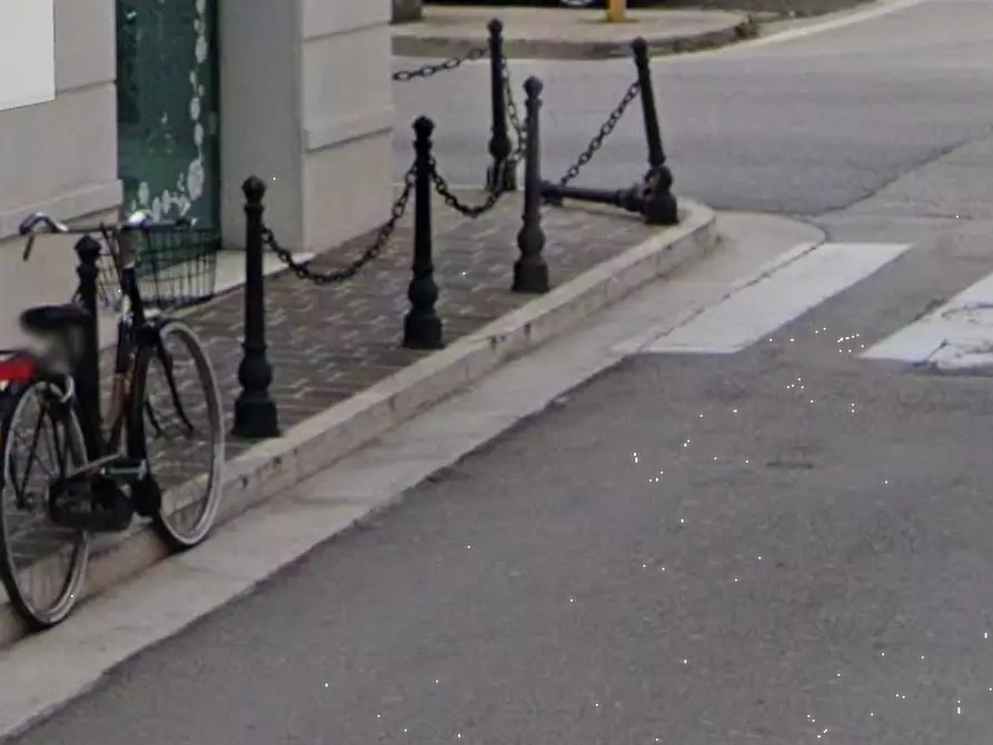 Immagine 17 di Negozio in vendita  in Via Giacomo Leopardi a Porto San Giorgio