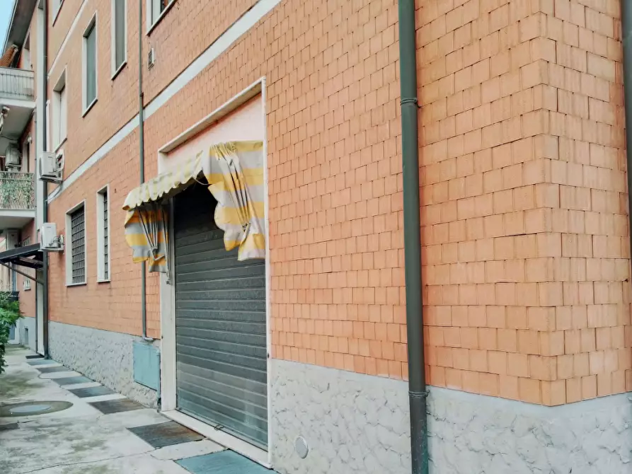 Immagine 4 di Negozio in vendita  in Via Caduti sul lavoro a Piacenza