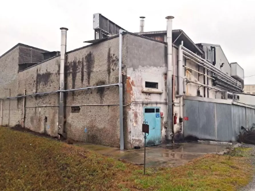 Immagine 1 di Capannone industriale in vendita  in Via del Santuario a Alta Val Tidone