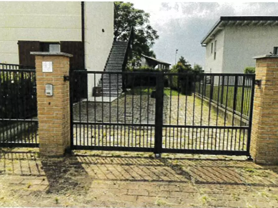 Immagine 6 di Appartamento in vendita  in Via Papa Giovanni XXIII a Cortemaggiore