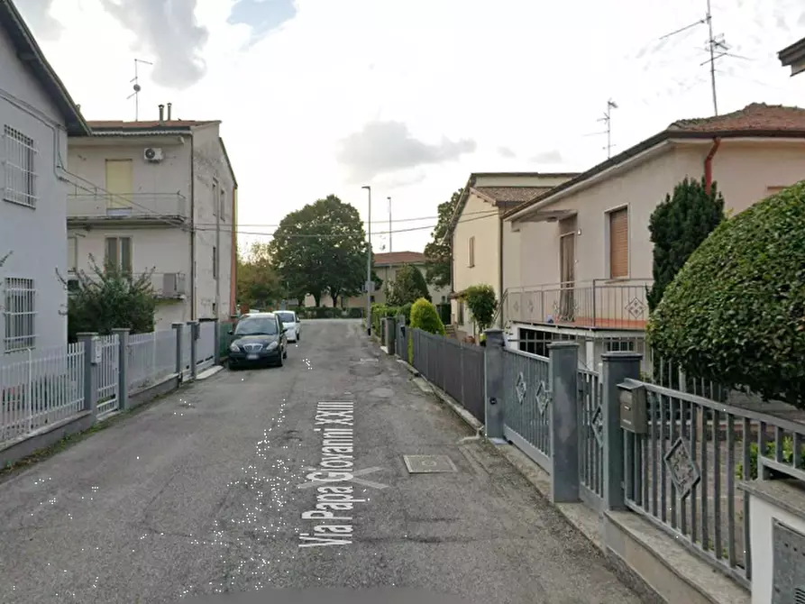 Immagine 11 di Appartamento in vendita  in Via Papa Giovanni XXIII a Cortemaggiore