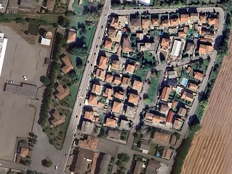 Immagine 19 di Appartamento in vendita  in Via Papa Giovanni XXIII a Cortemaggiore