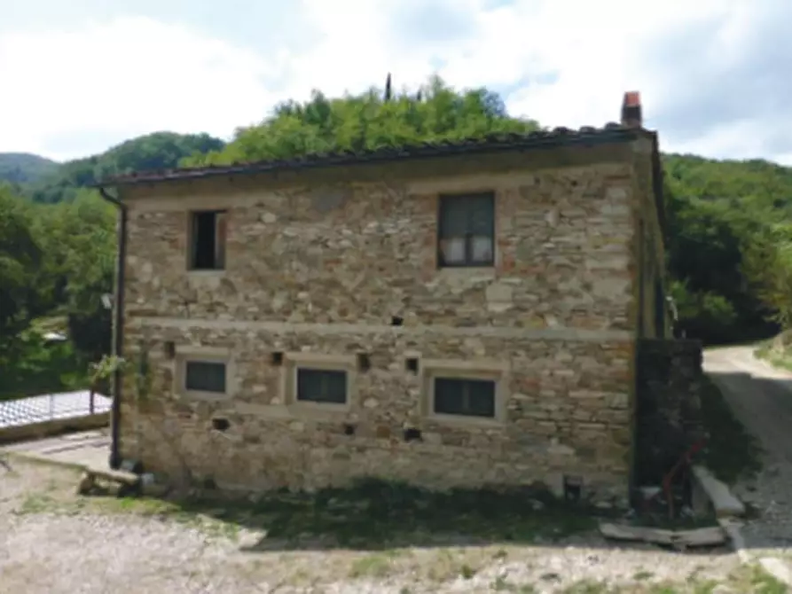 Immagine 5 di Rustico / casale in vendita  in Via di S. Cresci  a Borgo San Lorenzo