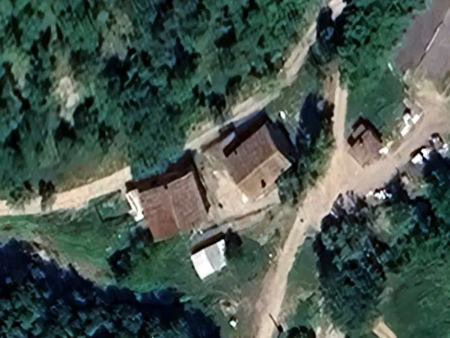 Immagine 18 di Rustico / casale in vendita  in Via di S. Cresci  a Borgo San Lorenzo