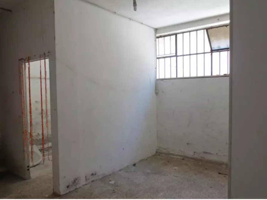 Immagine 2 di Laboratorio in vendita  in Viale Cavour a Sant'elpidio A Mare