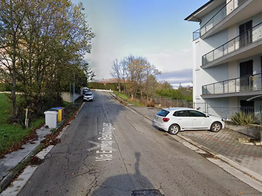 Immagine 11 di Posto auto in vendita  in Via Berlinguer a Montegranaro