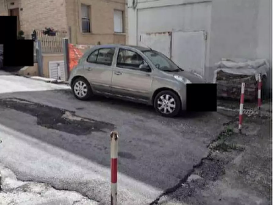 Immagine 11 di Laboratorio in vendita  in Via Felice Cavallotti a Montegranaro