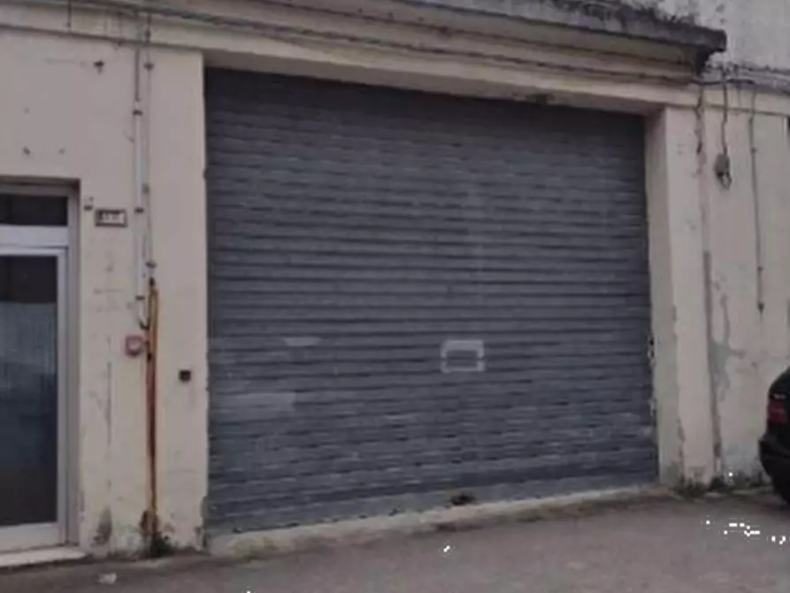 Immagine 1 di Magazzino in vendita  in Via Felice Cavallotti a Montegranaro