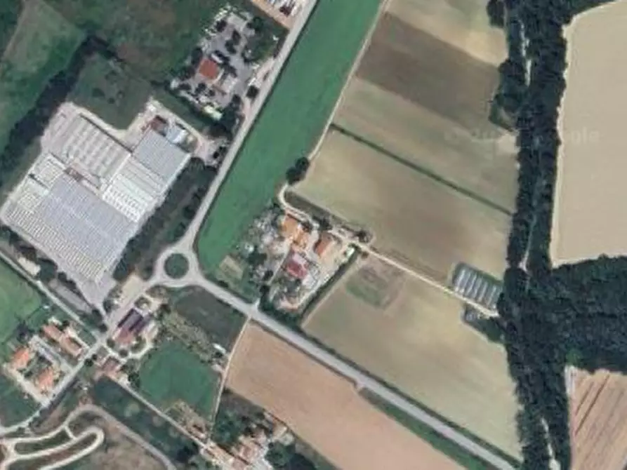 Immagine 12 di Stabile in vendita  in Localita' Badia di Montecorona a Umbertide