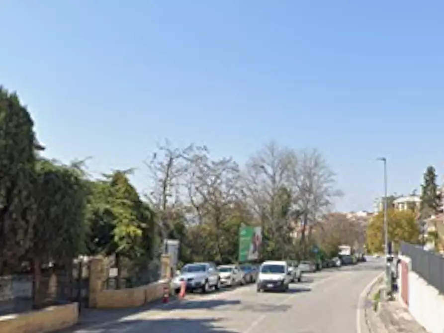 Immagine 11 di Garage in vendita  in Via XXV Aprile a Fermo