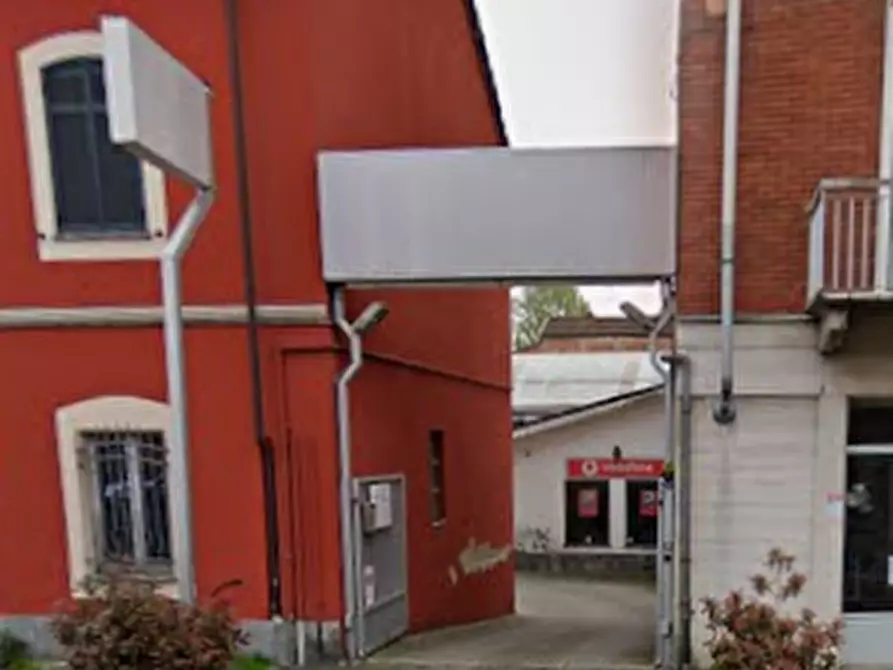 Immagine 3 di Negozio in vendita  in Corso Alessandria  a Asti