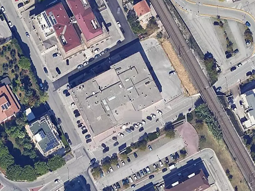 Immagine 12 di Ufficio in vendita  in Via Canada a Porto Sant'elpidio