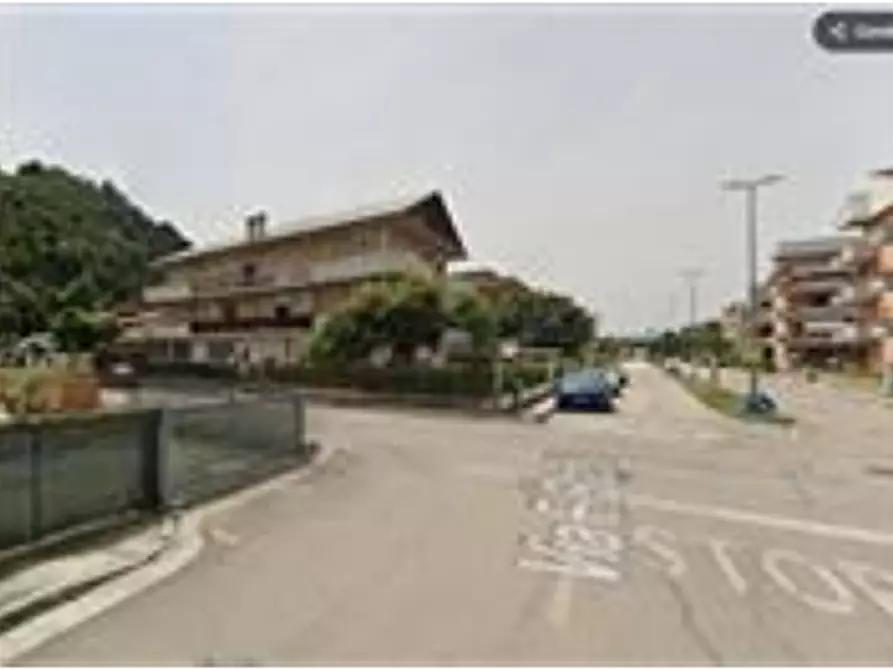 Immagine 5 di Magazzino in vendita  in Via Papa Giovanni XXIII a Pedaso