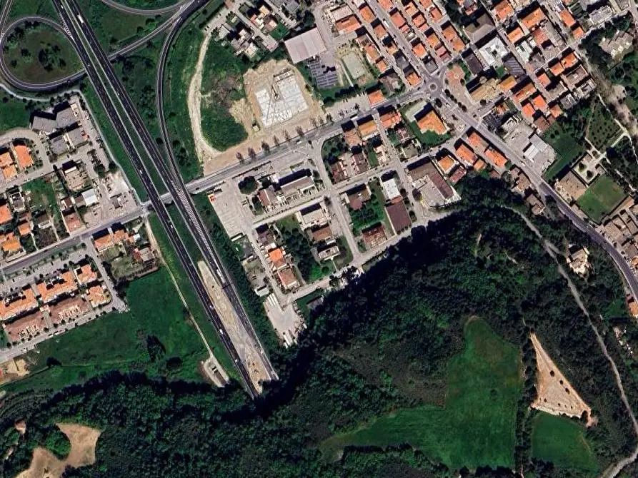 Immagine 10 di Magazzino in vendita  in Via Papa Giovanni XXIII a Pedaso