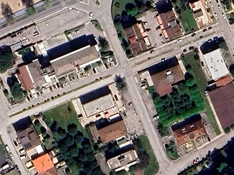 Immagine 12 di Magazzino in vendita  in Via Papa Giovanni XXIII a Pedaso