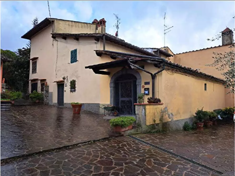 Immagine 1 di Rustico / casale in vendita  in via Carcheri a Lastra A Signa