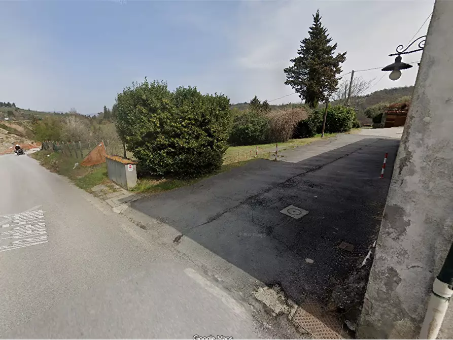 Immagine 19 di Rustico / casale in vendita  in via Carcheri a Lastra A Signa