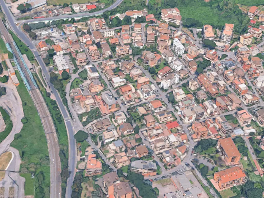 Immagine 8 di Negozio in vendita  in Via Fiamignano a Roma