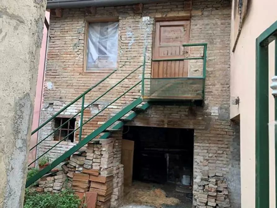 Immagine 4 di Porzione di casa in vendita  in via Ravegnana a Ravenna