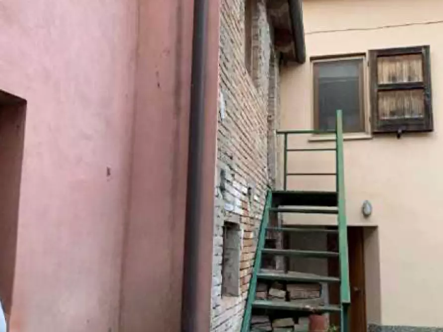 Immagine 5 di Porzione di casa in vendita  in via Ravegnana a Ravenna