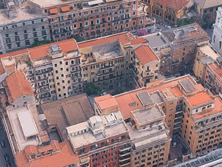 Immagine 11 di Appartamento in vendita  in Via Emanuele Filiberto a Roma