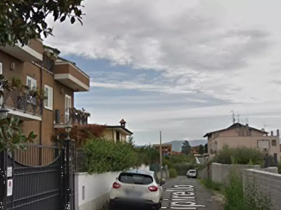 Immagine 8 di Porzione di casa in vendita  in Via S. Cipirello a Roma