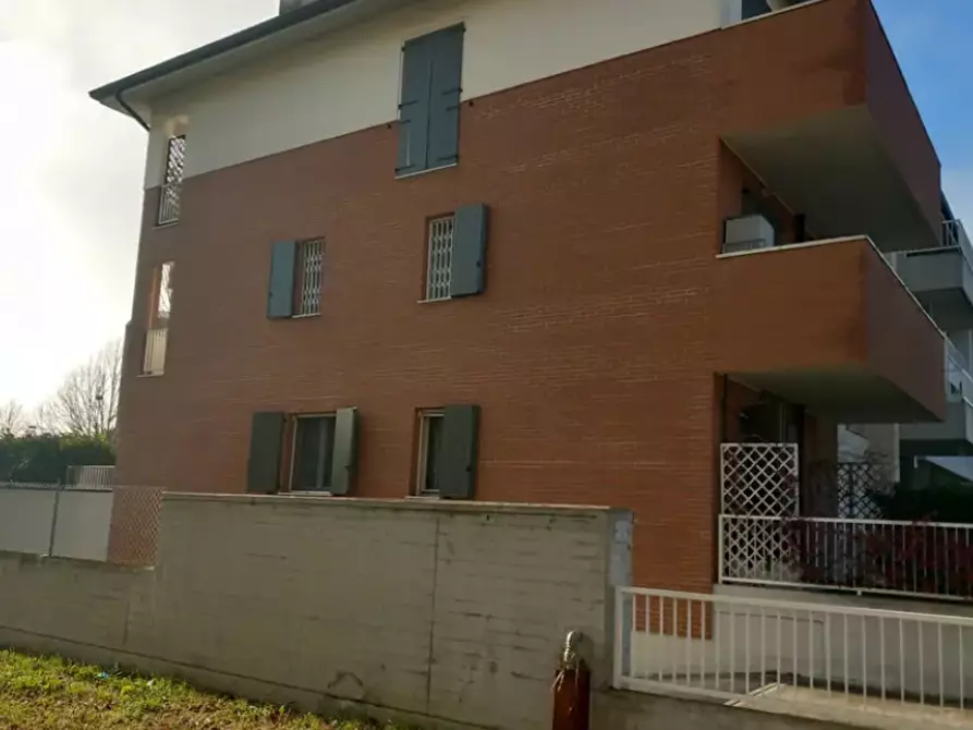 Immagine 5 di Appartamento in vendita  in Via Ubaldo Comandini a Ravenna