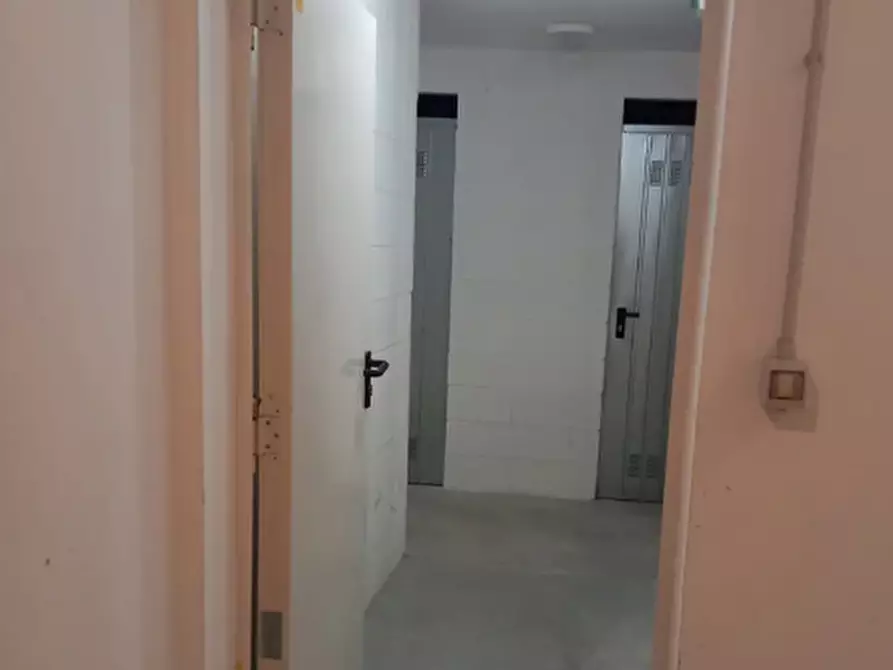 Immagine 7 di Appartamento in vendita  in Via Ubaldo Comandini a Ravenna