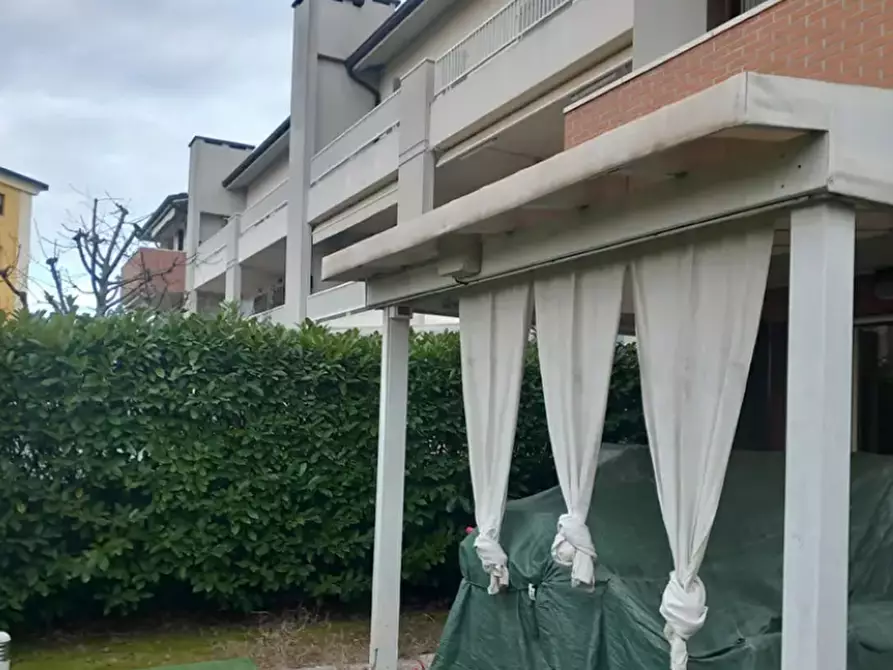 Immagine 9 di Appartamento in vendita  in Via Ubaldo Comandini a Ravenna