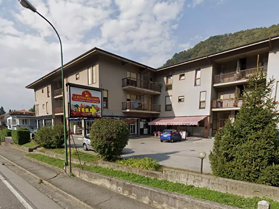 Immagine 3 di Appartamento in vendita  in via Lecco a Pontida
