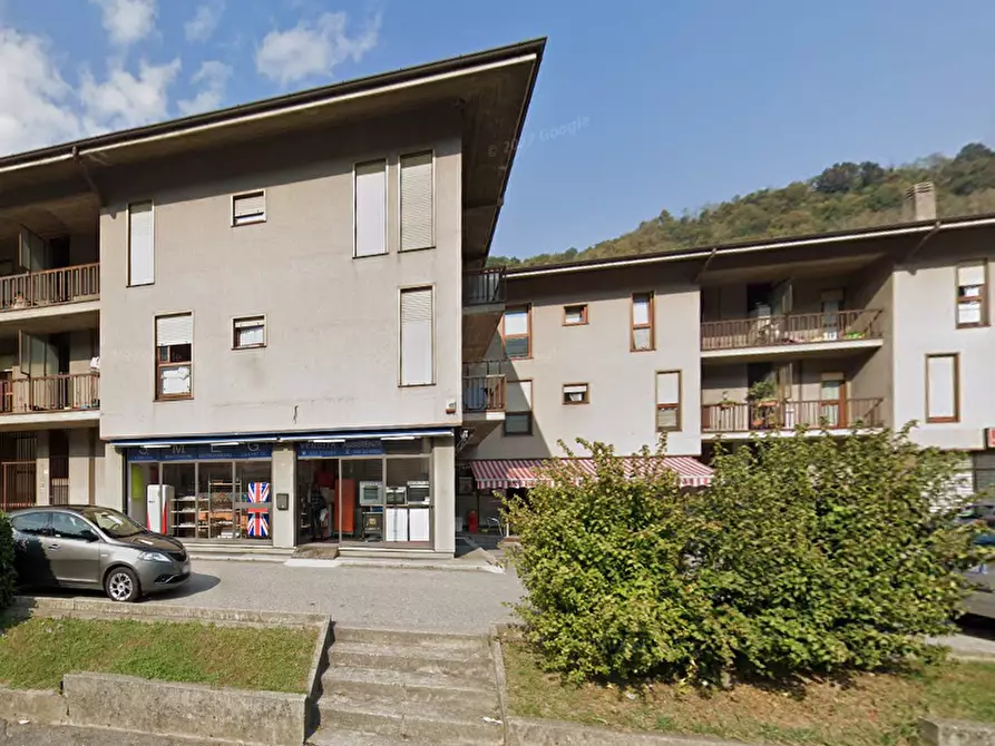 Immagine 8 di Appartamento in vendita  in via Lecco a Pontida
