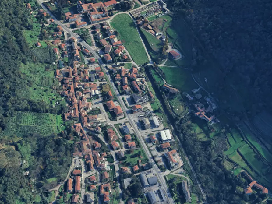 Immagine 13 di Appartamento in vendita  in via Lecco a Pontida