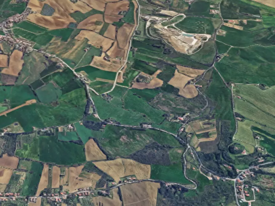 Immagine 8 di Magazzino in vendita  in Strada Croce Babucce a Tavullia