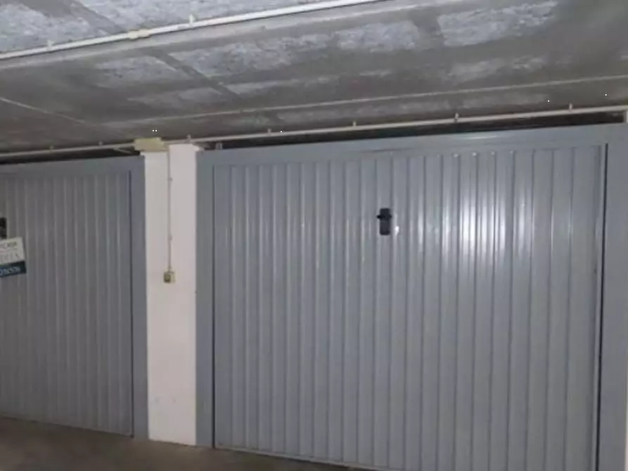 Immagine 6 di Appartamento in vendita  in Via D'Azeglio a Granze